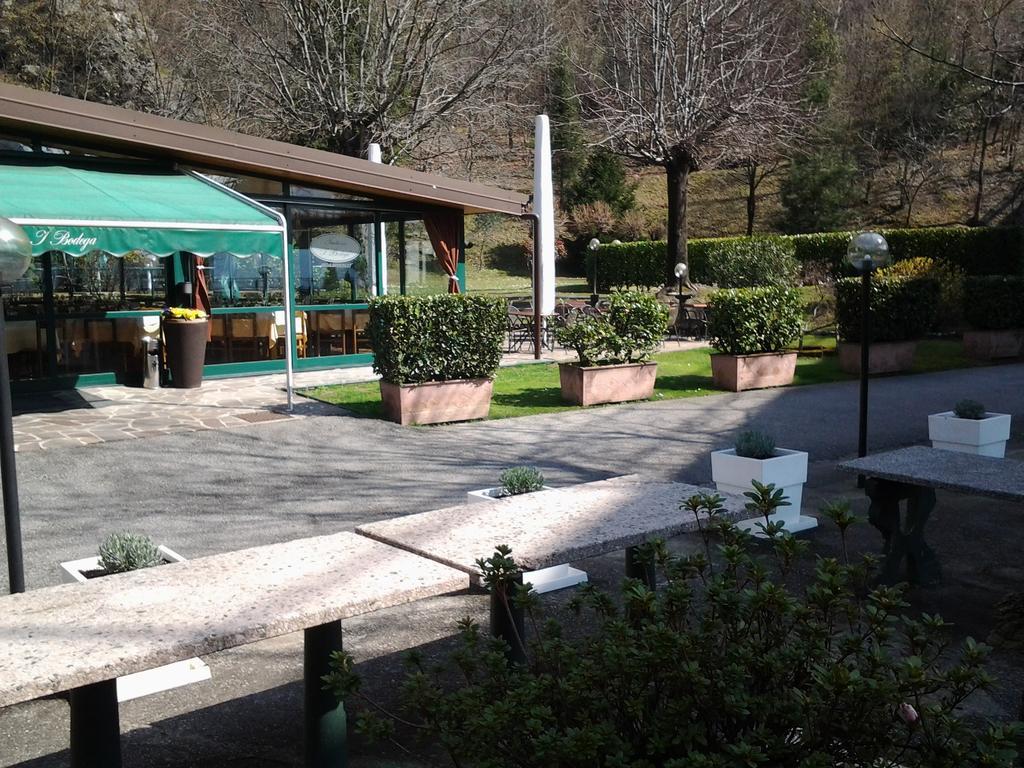 Trattoria I Bodega Hotel Abbadia Lariana Zewnętrze zdjęcie
